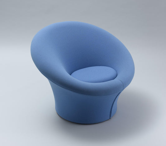 Herstel de organische vorm en geef deze designfauteuil een frisse uitstraling